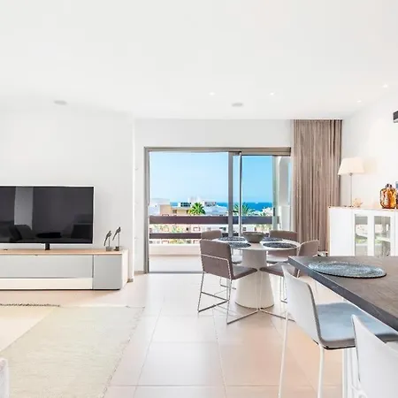 New Luxury With Sea View In Mar Apartment